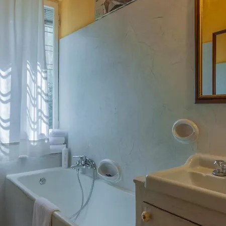 Gothic By Wonderful Italy *