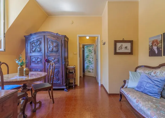 Gothic By Wonderful Italy * Bellagio