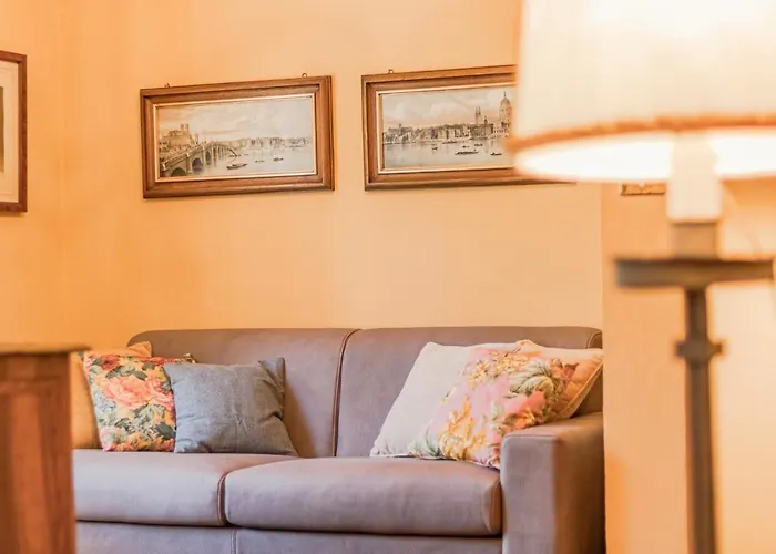 Gothic By Wonderful Italy Bellagio