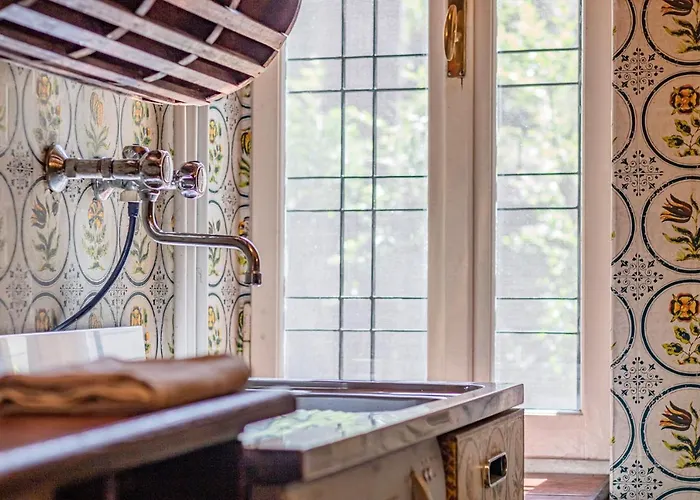 Gothic By Wonderful Italy *