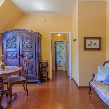 Gothic By Wonderful Italy * Bellagio