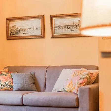 Gothic By Wonderful Italy Bellagio